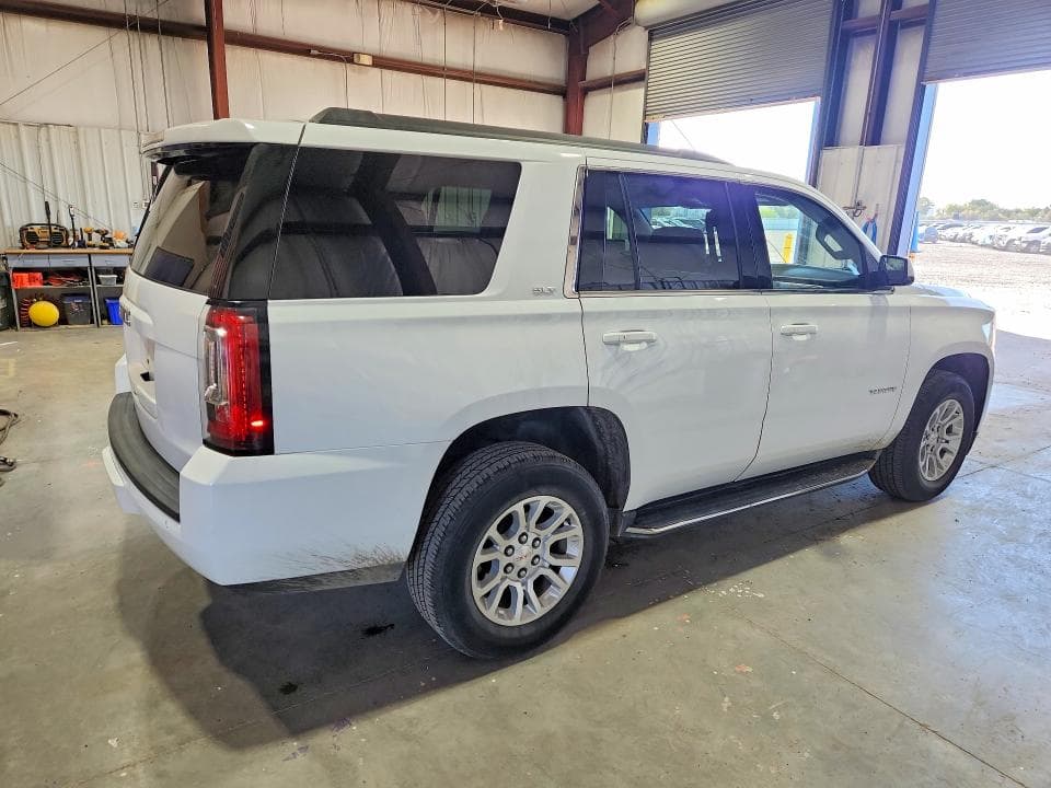 2020 GMC YUKON SLT 3