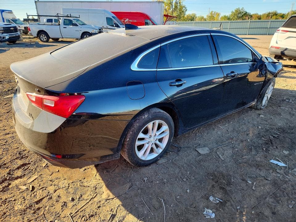 2017 CHEVROLET MALIBU LT 3