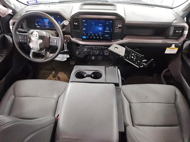 2025 FORD F150 XL 8