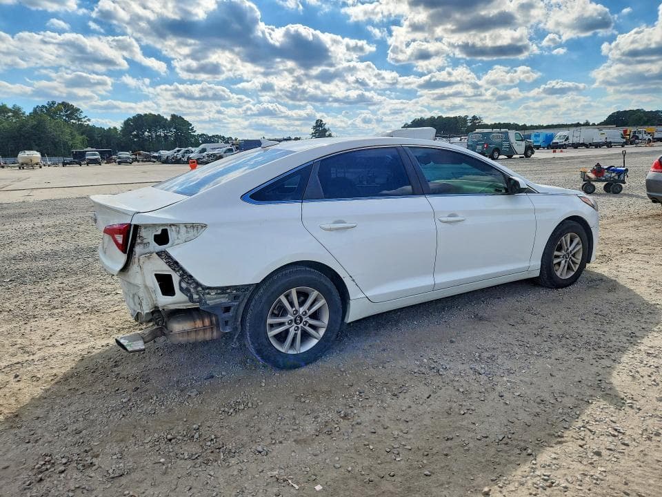2017 HYUNDAI SONATA SE 3