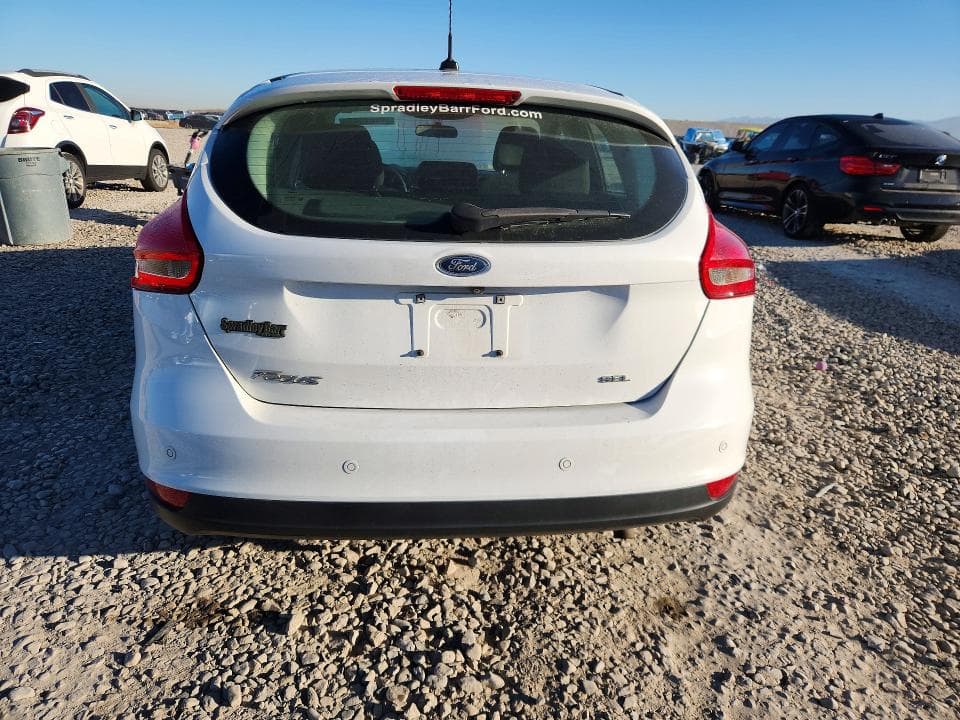 2017 FORD FOCUS SEL 6