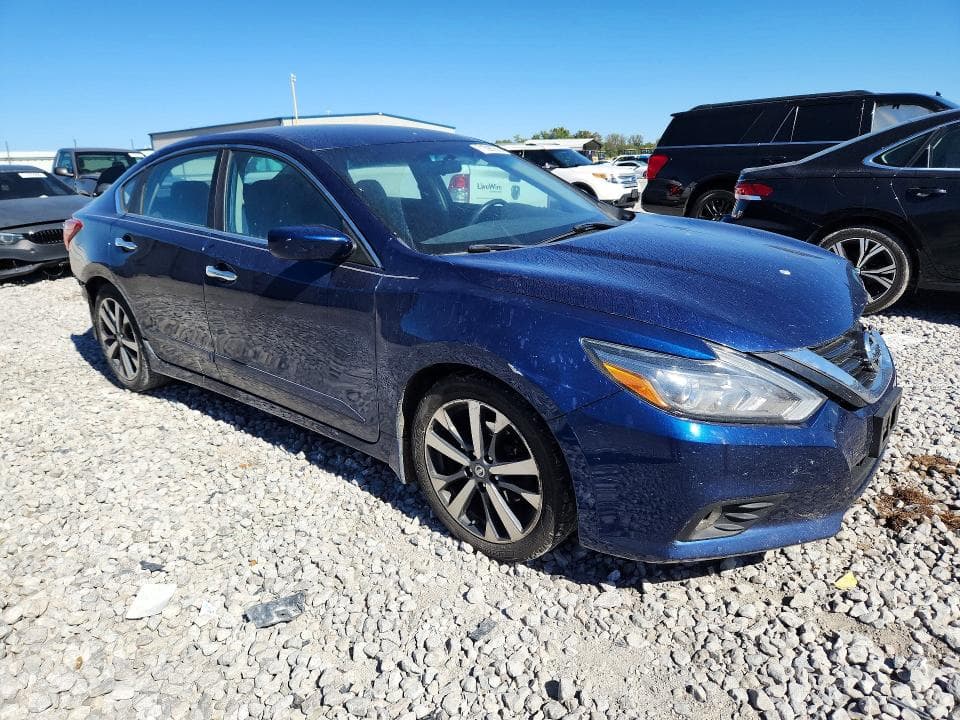2017 NISSAN ALTIMA 2.5 SR 4