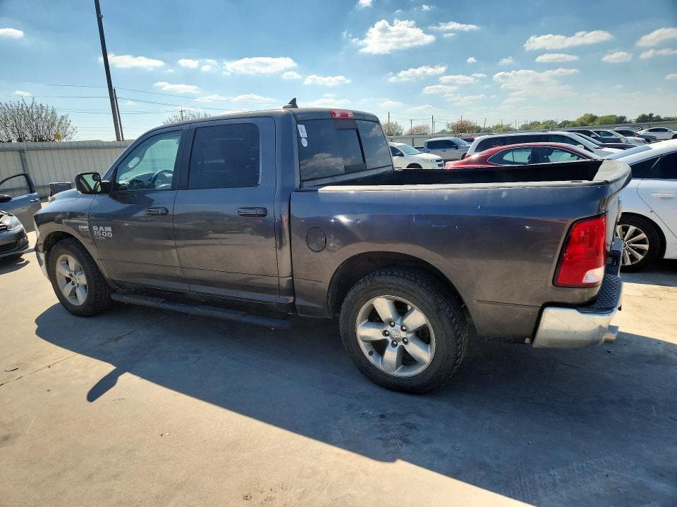2019 RAM 1500 CLASSIC SLT 2