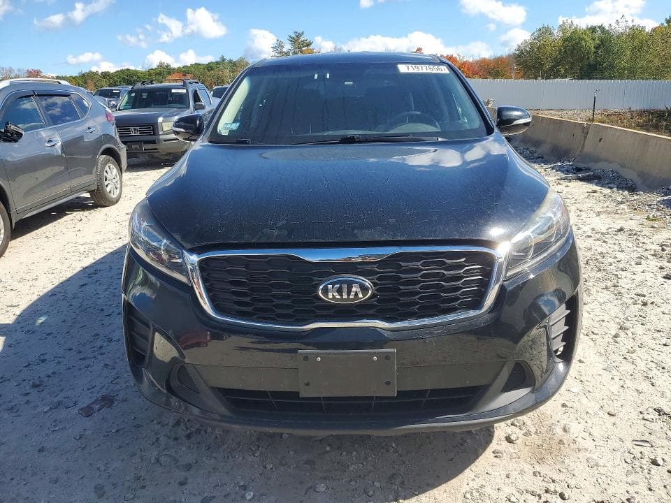 2019 KIA SORENTO LX V6 5