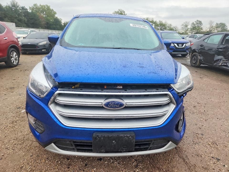 2017 FORD ESCAPE SE 5