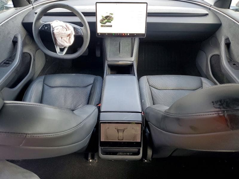 2024 TESLA MODEL 3 8