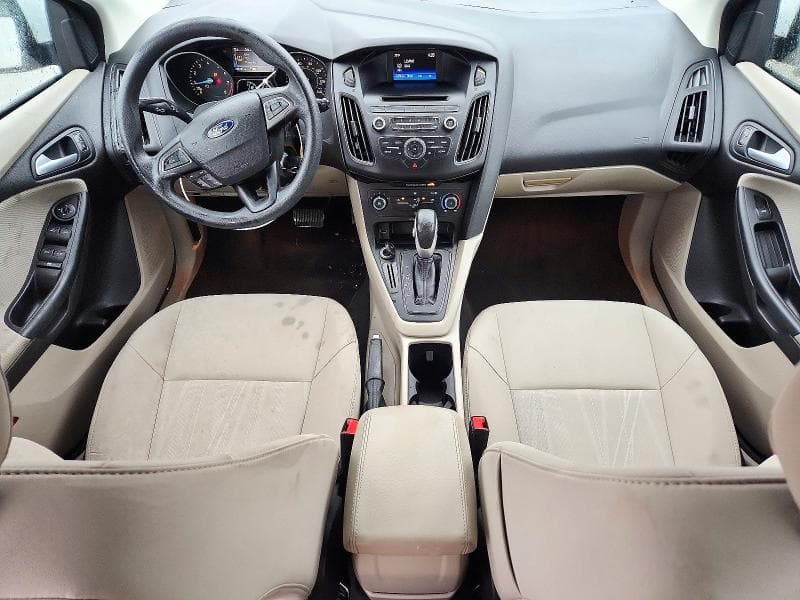 2017 FORD FOCUS SE 8