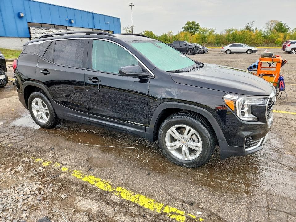 2022 GMC TERRAIN SLE 4