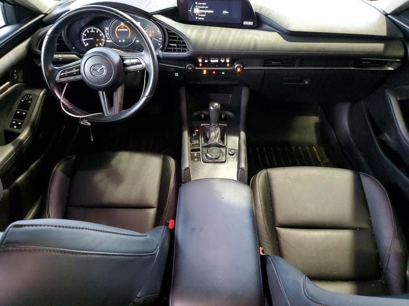 2021 MAZDA 3 8