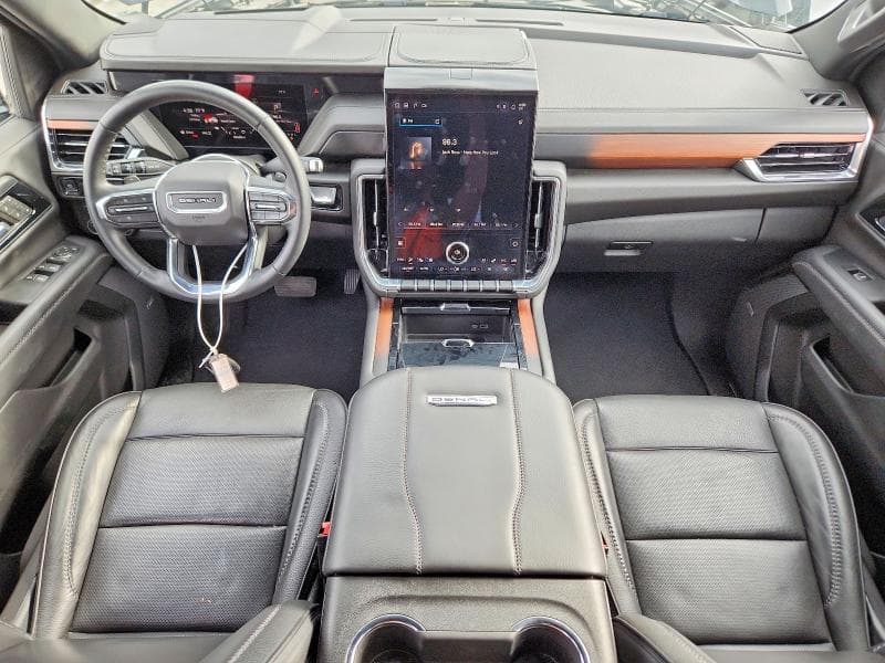 2025 GMC YUKON DENALI 8