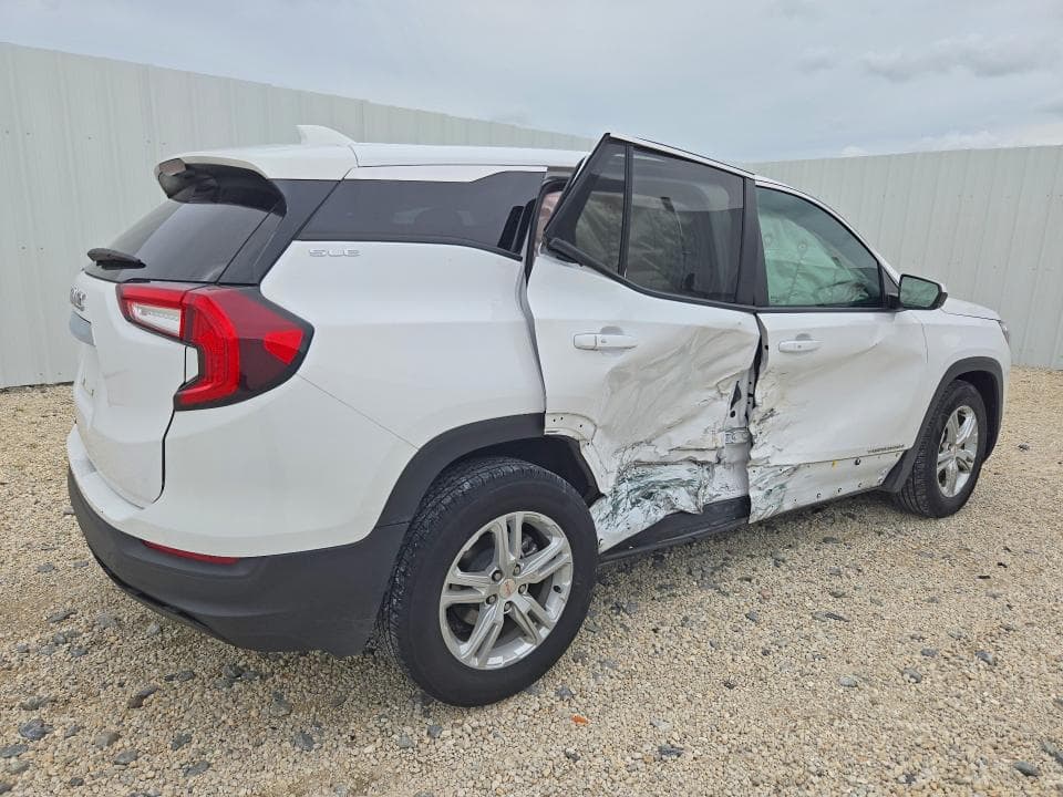 2024 GMC TERRAIN SLE 3