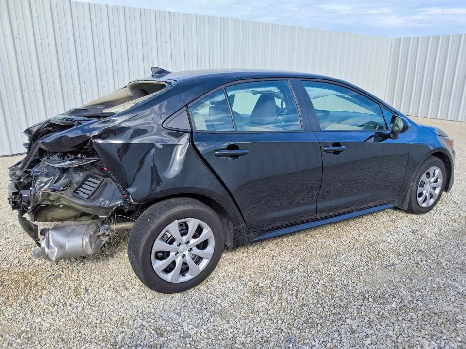 2026 TOYOTA COROLLA LE 3