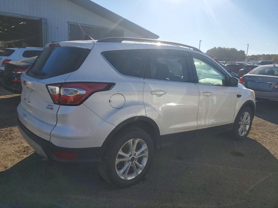 2018 FORD ESCAPE SEL 3