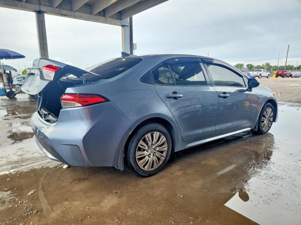 2020 TOYOTA COROLLA LE 3
