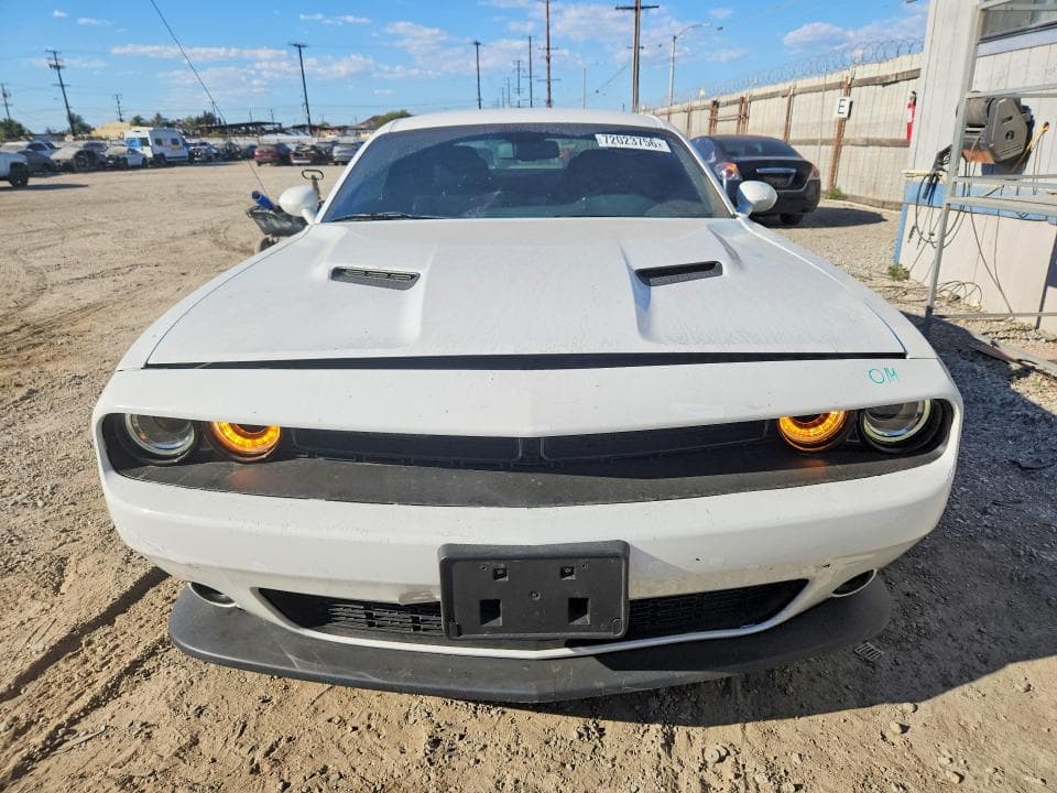 2018 DODGE CHALLENGER SXT 5
