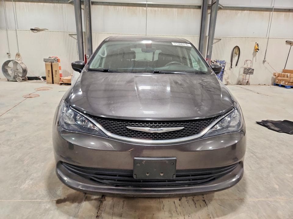 2017 CHRYSLER PACIFICA TOURING 5