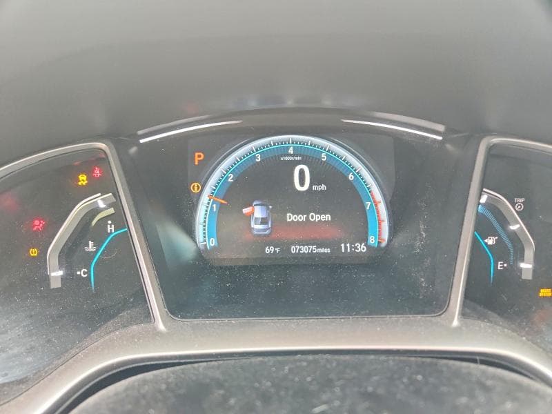 2018 HONDA CIVIC EX 9