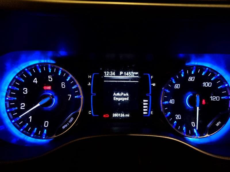 2020 CHRYSLER VOYAGER LXI 9