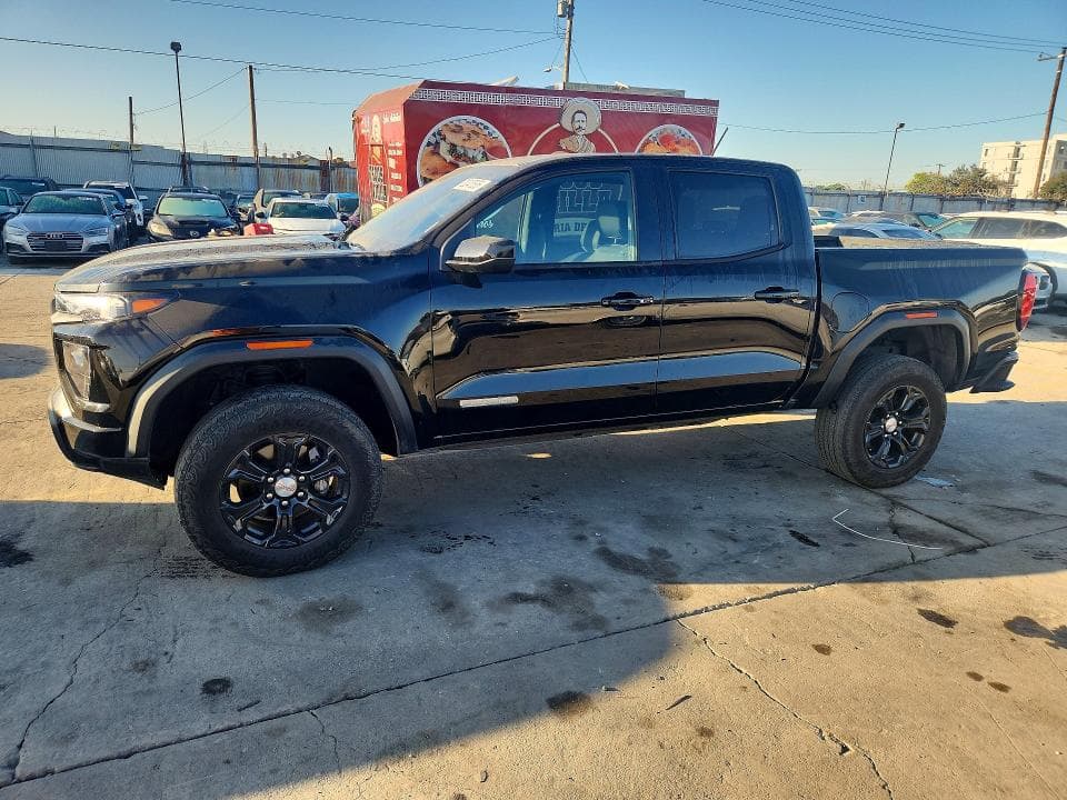 2023 GMC CANYON