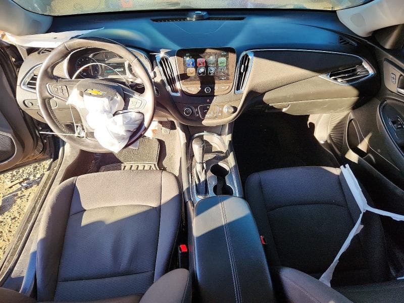 2017 CHEVROLET MALIBU LT 8