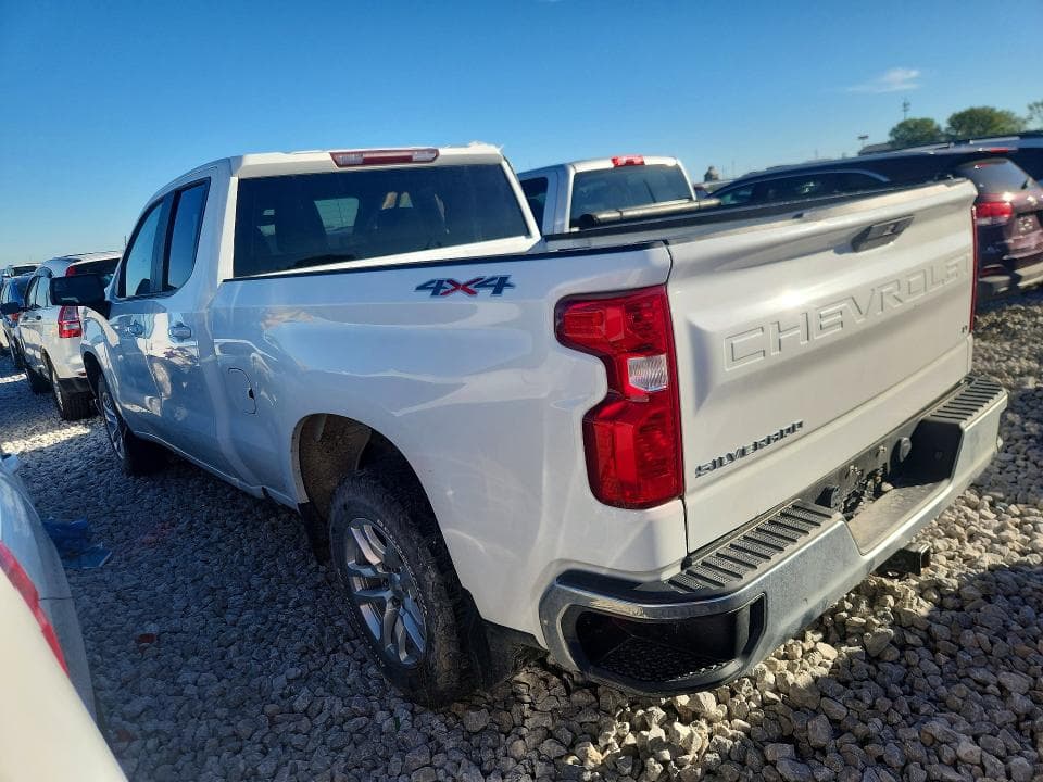 2020 CHEVROLET SILVERADO K1500 LT 2