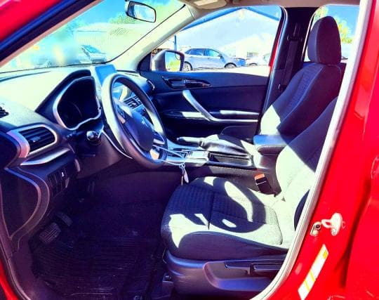2018 MITSUBISHI ECLIPSE CROSS LE 7
