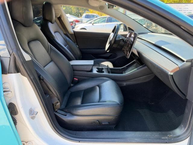 2018 TESLA MODEL 3 5