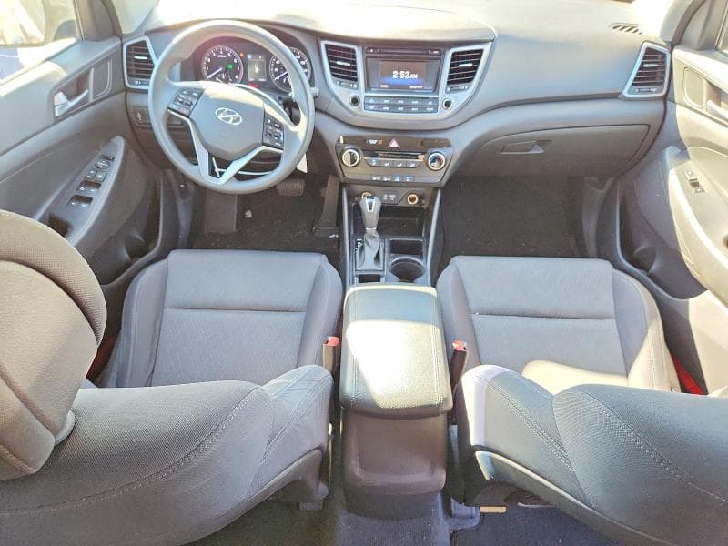 2017 HYUNDAI TUCSON SE 8
