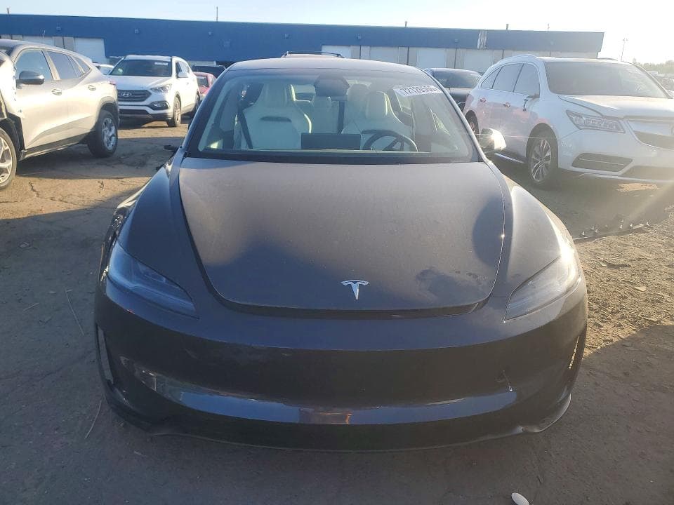 2025 TESLA MODEL 3 5