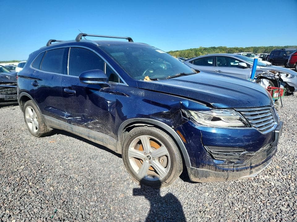 2017 LINCOLN MKC PREMIERE 4