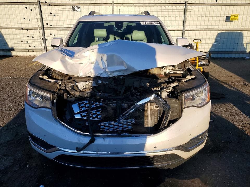2017 GMC ACADIA DENALI 5