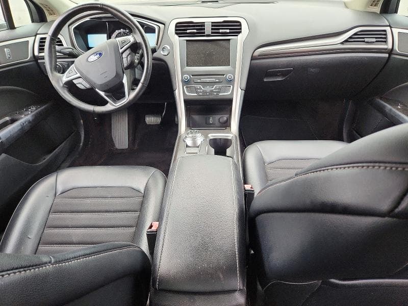 2017 FORD FUSION SE 8