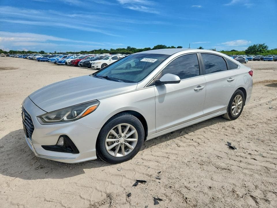 2019 HYUNDAI SONATA SE