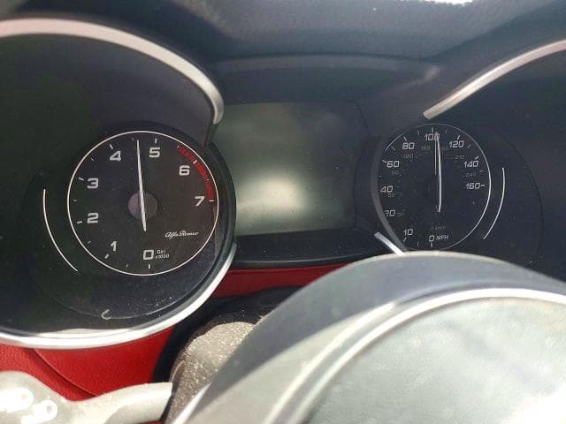 2020 ALFA ROMEO STELVIO 9