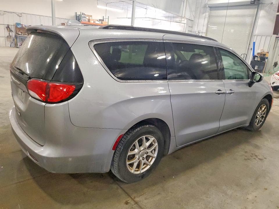 2020 CHRYSLER VOYAGER LXI 3
