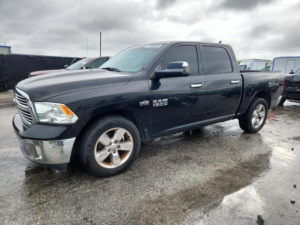 2017 RAM 1500 SLT - 1
