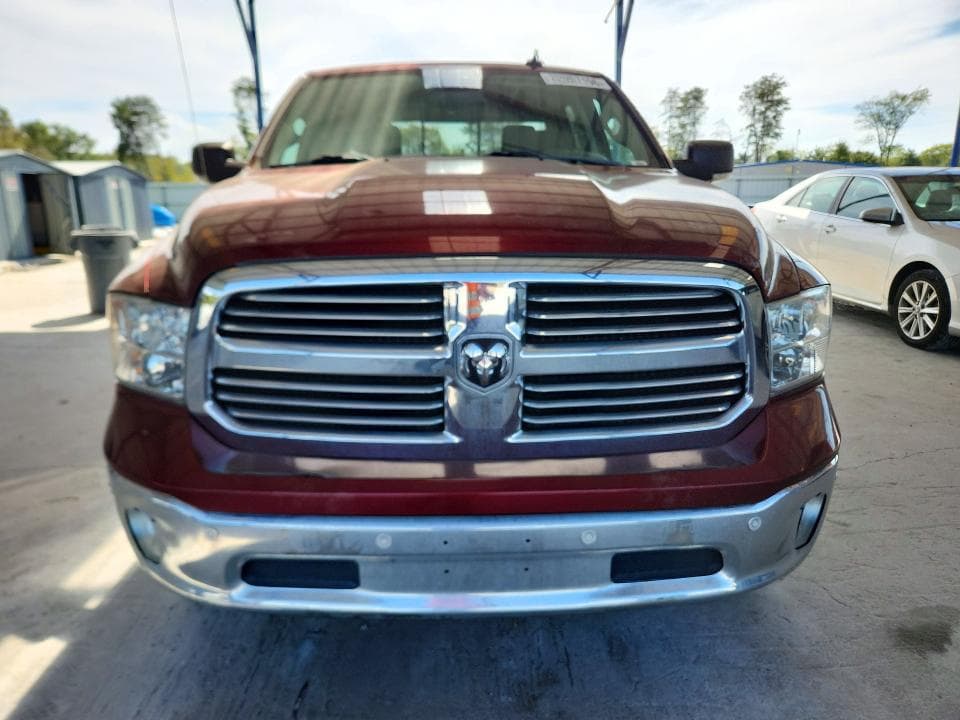2017 RAM 1500 SLT 5