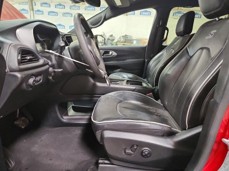 2025 CHRYSLER PACIFICA LIMITED 7