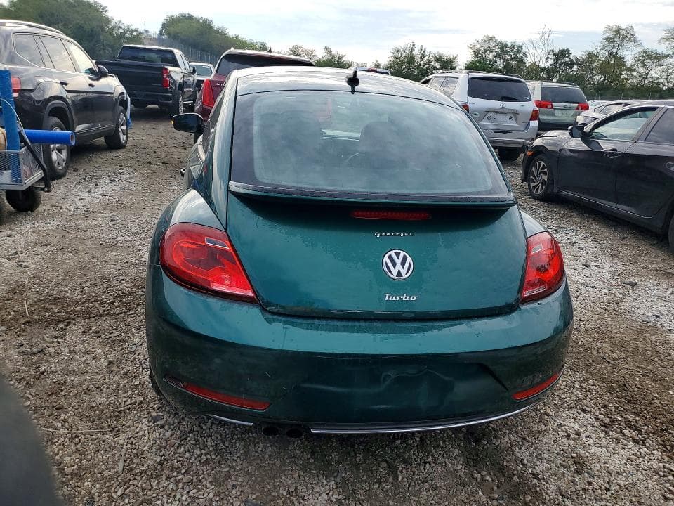 2017 VOLKSWAGEN BEETLE SE 6