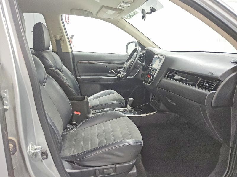 2019 MITSUBISHI OUTLANDER SE 14