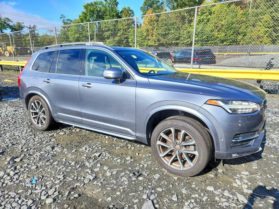 2017 VOLVO XC90 T6 4