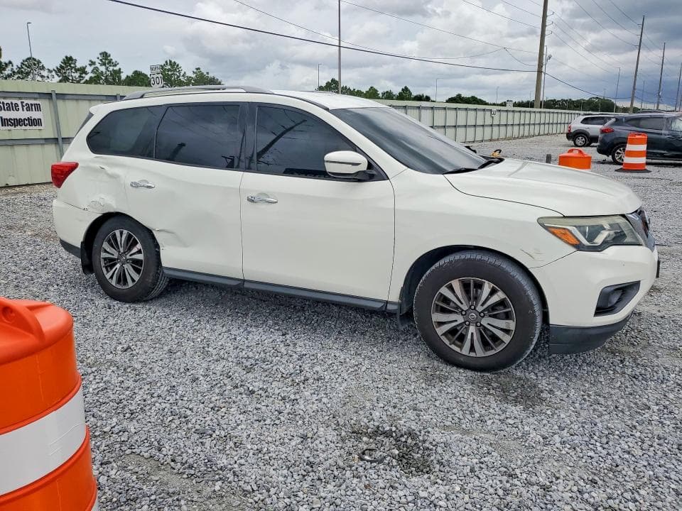 2017 NISSAN PATHFINDER S 4