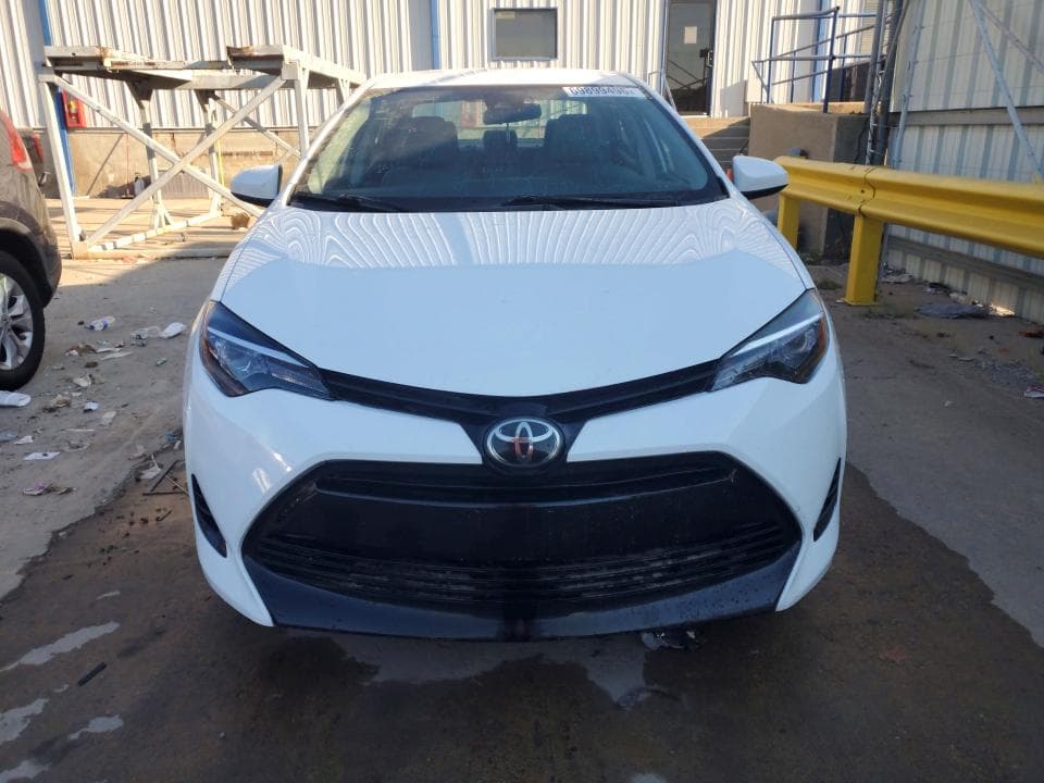 2017 TOYOTA COROLLA LE 5