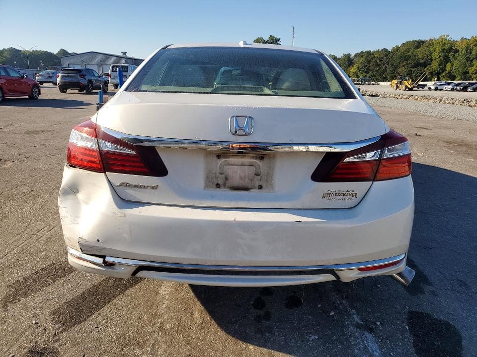 2017 HONDA ACCORD EX 6