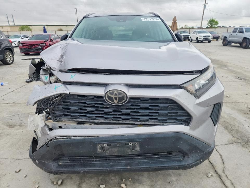 2021 TOYOTA RAV4 LE 5