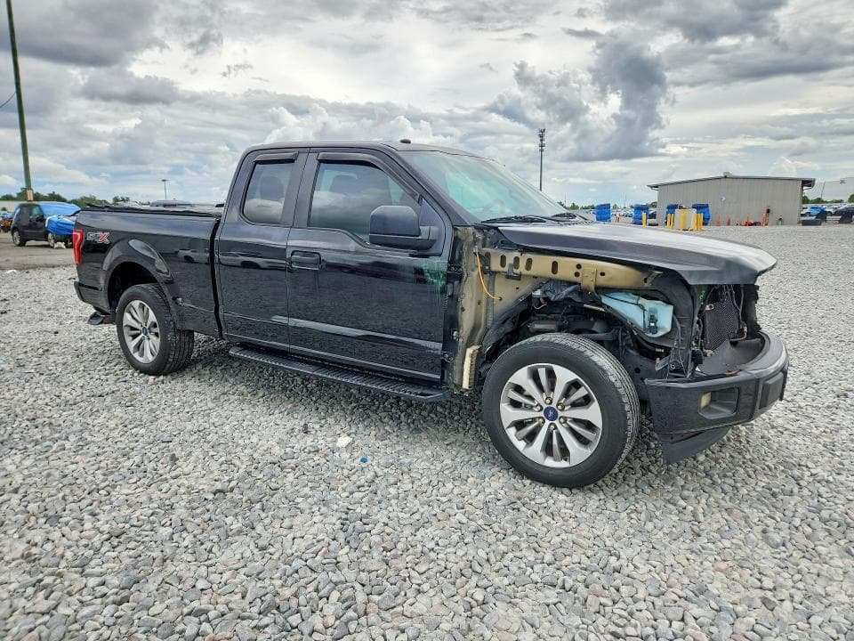 2017 FORD F150 SUPER CAB 4