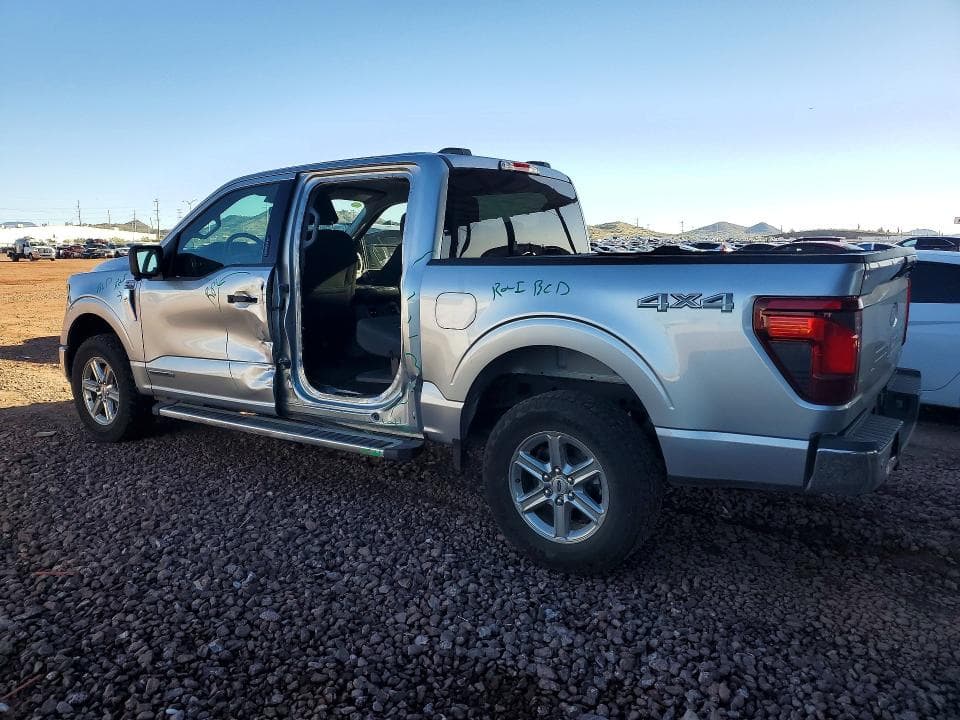 2024 FORD F150 XLT 2