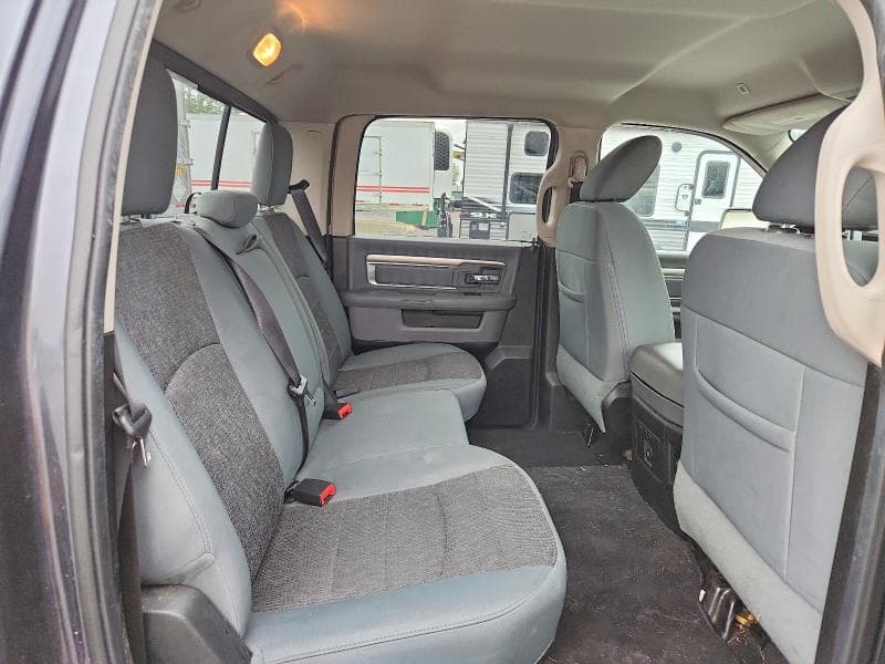 2017 RAM 1500 SLT 10