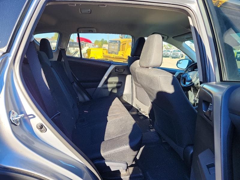 2017 TOYOTA RAV4 LE 11