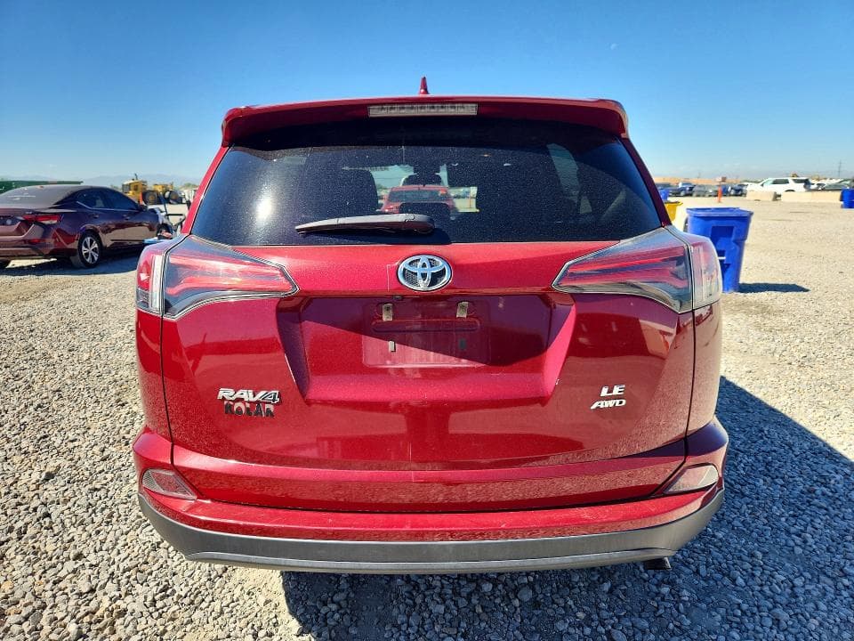 2018 TOYOTA RAV4 LE 6
